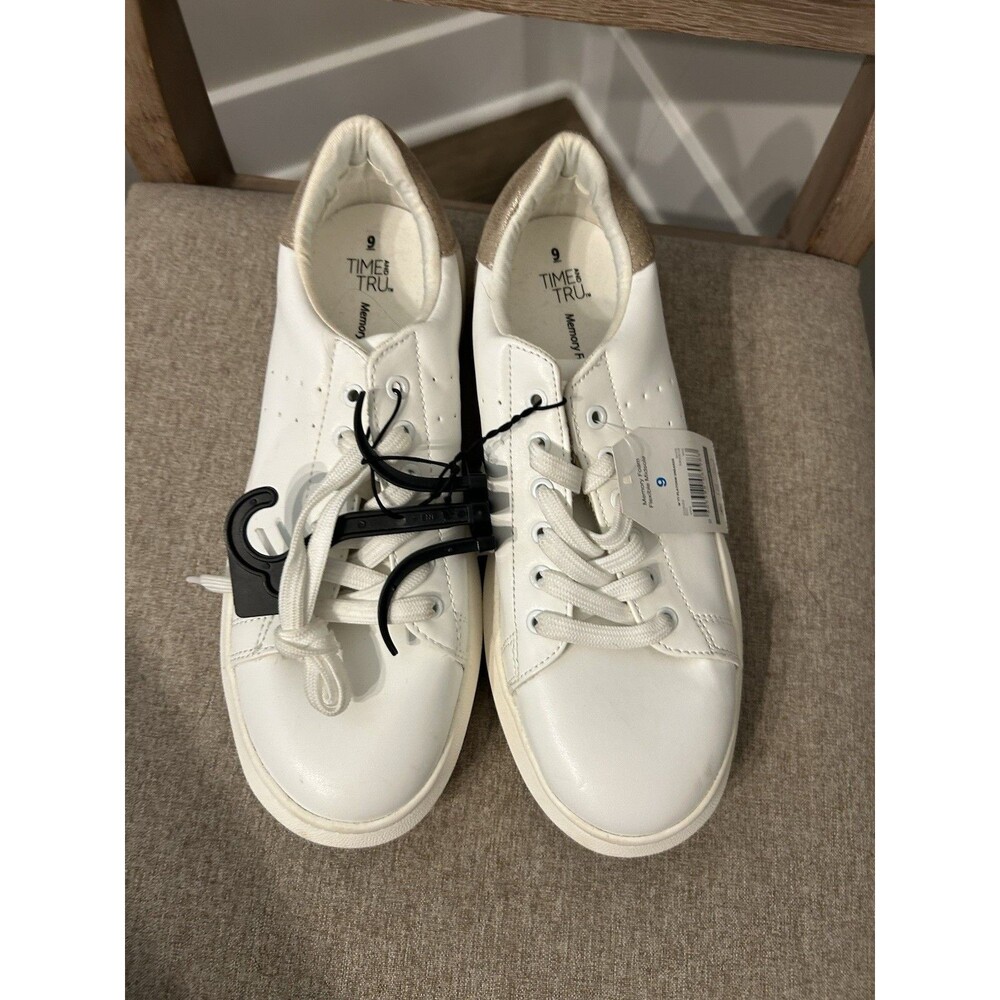 NEW Time And Tru White Fashion Casual Lace Up Sneakers Shoes Women Size 9 Chunky